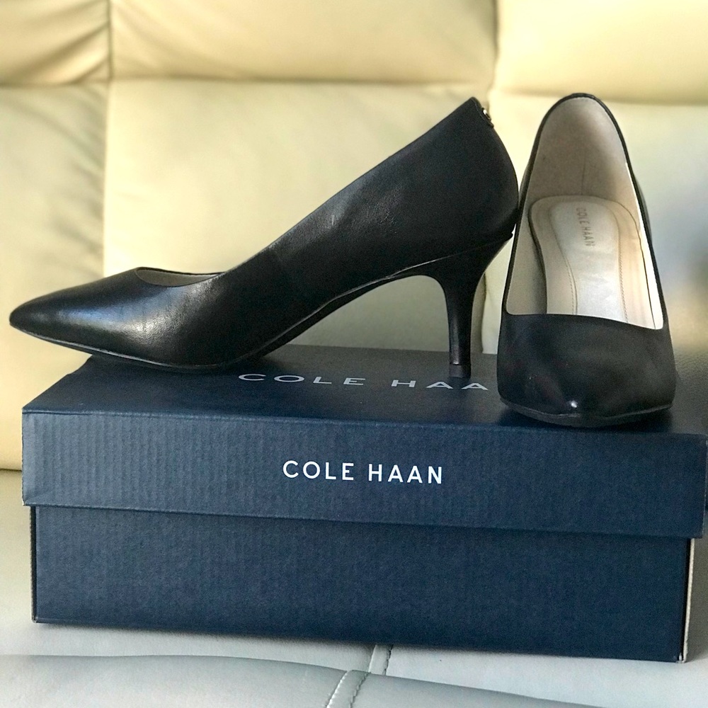 Cole Haan black Vandam Pump. 1.7 inch heel